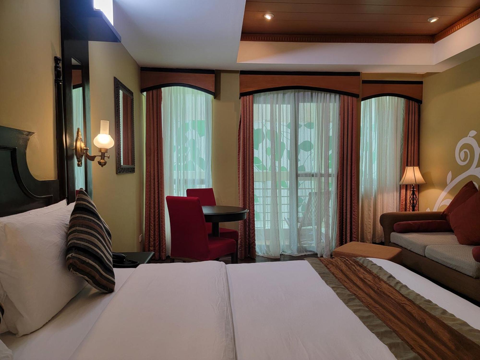 Lee Boutique Hotel Tagaytay Тагайтай Экстерьер фото