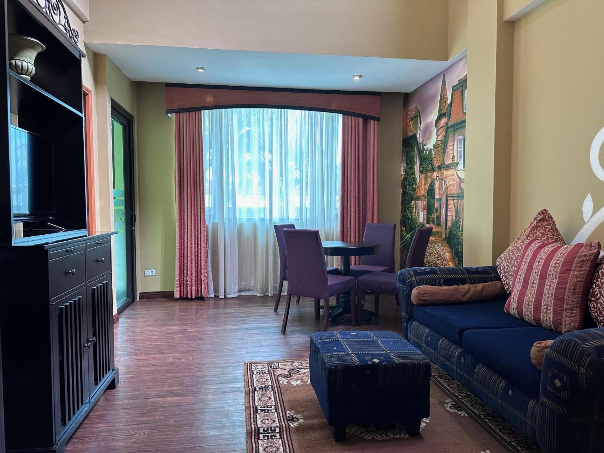 Lee Boutique Hotel Tagaytay Тагайтай Экстерьер фото